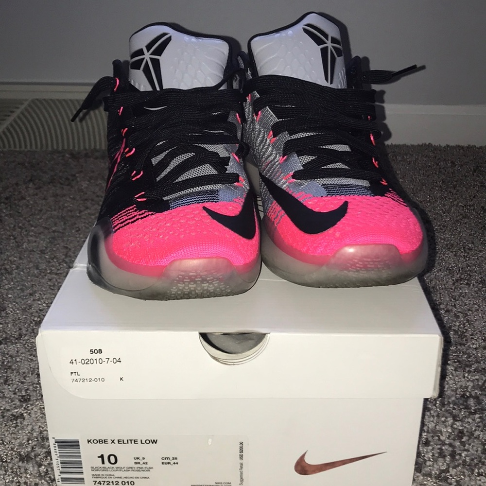 Nike shoes